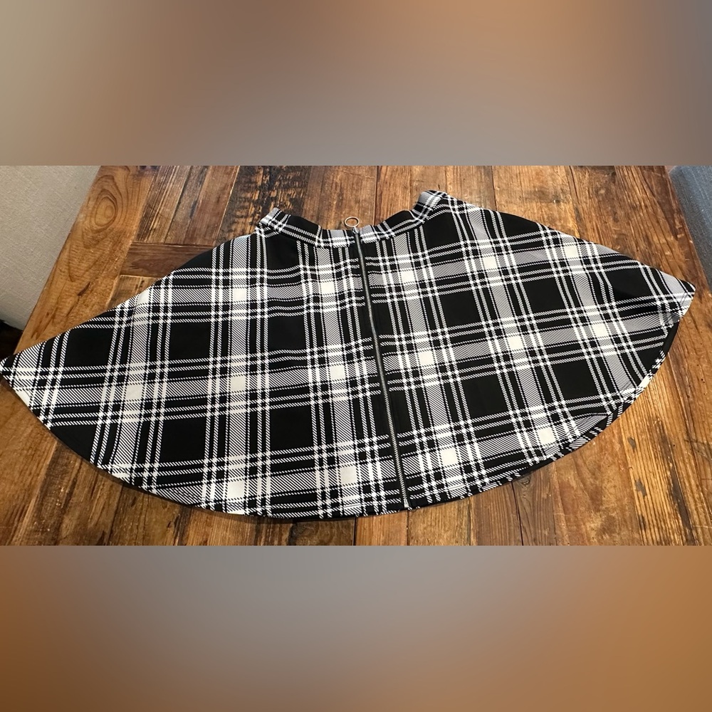 Hot Topic Black White Plaid Front Zip O Ring Mini Skirt Women’s M Skater Skirt